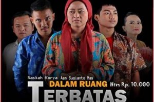 Lakon Dalam Ruang Terbatas 